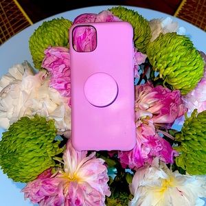 Apple Otter + Pop Figura Lavender Sour iPhone 11 Pro Max case – like new!